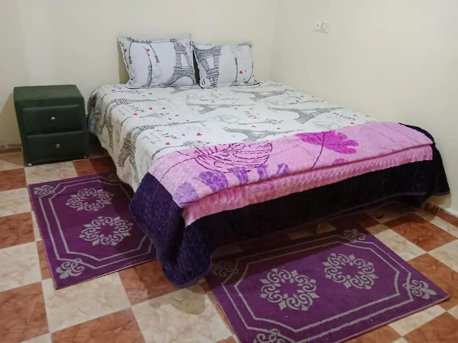 Appartement A Cote De L'Aeroport Marrakesh Apartment